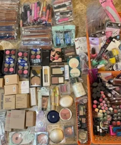 Cosmetics Pallets