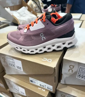 Wholesale On Cloud Sneakers Liquidation Pallets